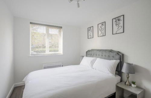 2 Luxurious Apartments with Free Parking near Chelmsford City - Foto 25