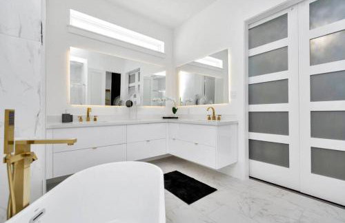 The Suite Spot! Downtown Skyline Views! Sleeps 12 - Foto 31