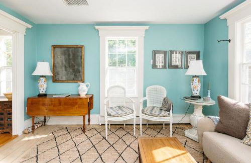 1850s Maine Farmhouse featured in Condé Nast Traveler with 11 Acres Near Water - Foto 12