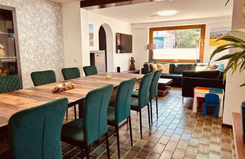 Das-Urlaubszuhause-fuer-Familien-Grossfamilien-Mehrfamilien-und-kleine-Gruppen-bis-zum-12-Personen-mit-vielen-Unterhaltungsmoeglichkeiten-im-Harz - Foto 6