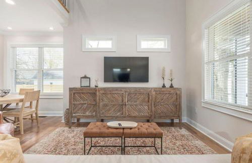 Brand New Modern House - Walk to Main Street - Foto 6