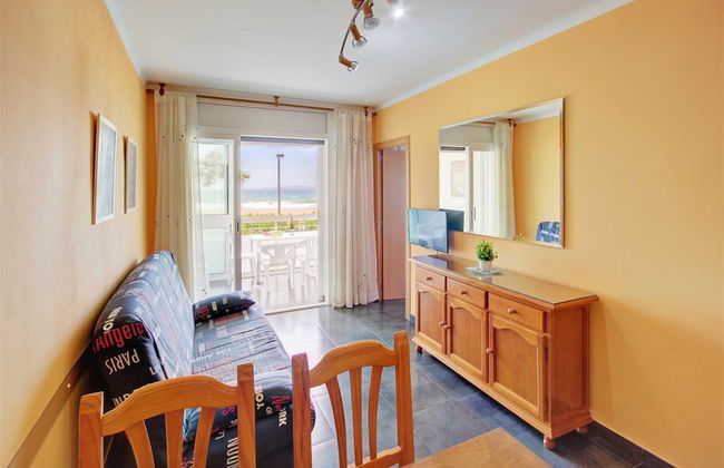 Apartment in Roses by Sta Margarita Beach - Photo 9