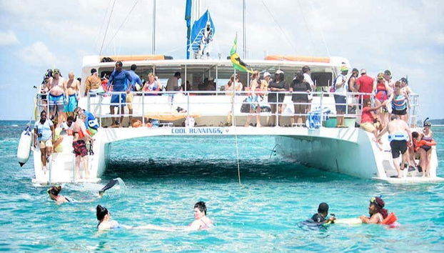 Dunn's River Falls Cruise - Foto 2