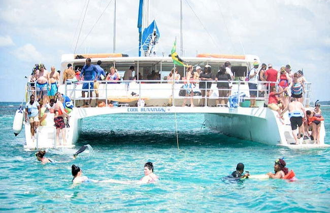 Dunn's River Falls Cruise - Photo 2