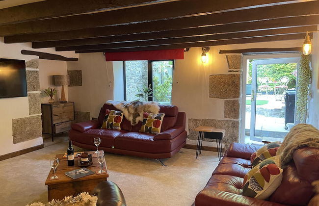 Luxury Dog-friendly 5 Star Cottage With Hot Tub - Photo 8