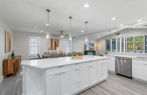 3 min to beach with 3 king ensuites and private pool - Foto 7