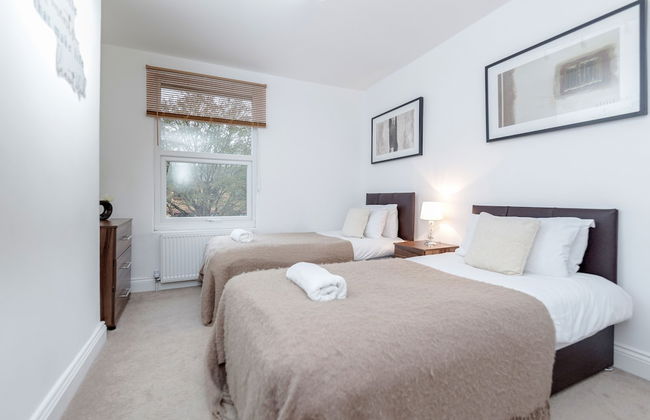 Royal Apartments - Photo 14