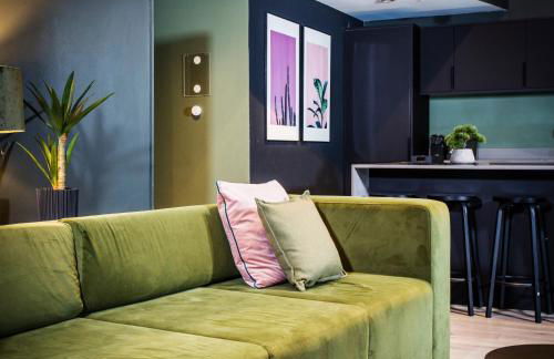 Urban Jungle by Domu Stays - Foto 13