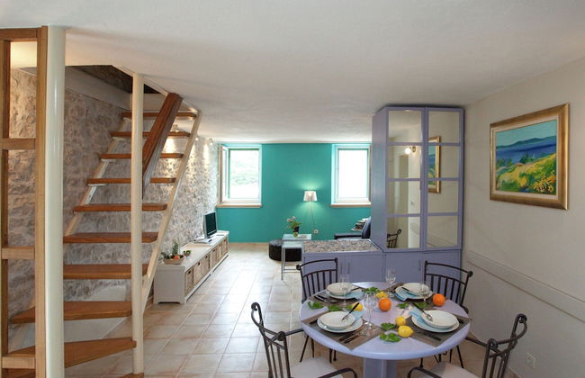 Beautiful Holiday Home on the Island Brac, With the Sea and a Small Beach in Front of the Door - Foto 16