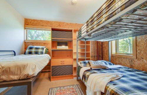 Riverfront Libertyville Retreat with Outdoor Kitchen - Foto 18