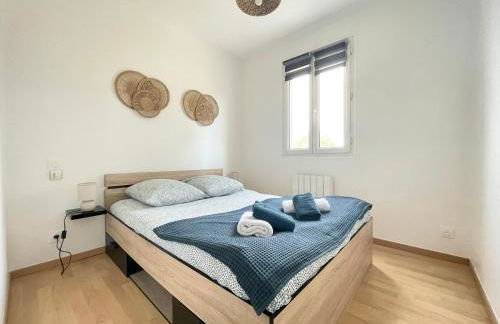 Les chats pitres Maison au calme rénovée avec jardin, terrasse aménagée, transats, abri à vélo, parking gratuit, 5 mn à pied du centre Bayeux proche des plages du débarquement - Photo 6