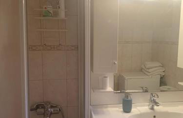 Awesome Home 3' from Metro (M3) Station Agia Paraskevi - Foto 63