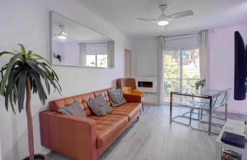 Piso centrico en la playa junto la Rambla - Foto 3