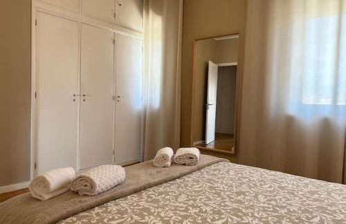 Renovado com AC, 2 WC completos, terraço e garagem - Foto 20