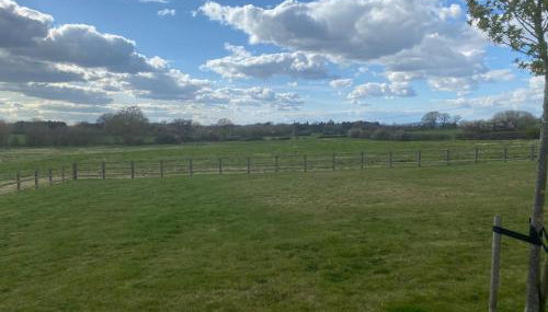 Oak Bray Coach House - Photo 2