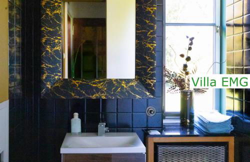 Luxury Villa EMG Steinfurt - Historische Villa mit Sauna, SPA, Garten & großem Essbereich für bis zu 22 Personen - Foto 44