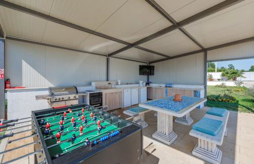 Family home with hydromassage pool & fun activities - Foto 5