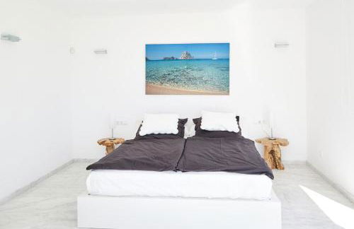 Rent Your Luxury 5 Bedroom Villa, Ibiza Villa 1053 - Foto 37