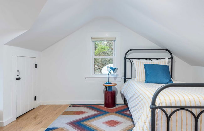 Charcoal Chalet by Avantstay A+ Design w/ Firepit - Foto 24