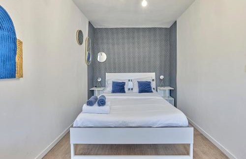 Château Saphir T2 hypercentre historique au pied du château - Foto 2