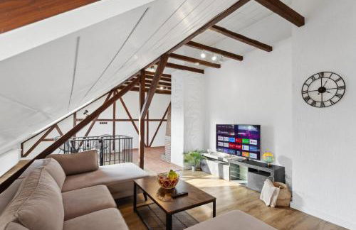 Stylish & Relaxing Penthouse ~ Workspace ~ Parking - Foto 34