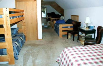 Pet-Friendly Cabin Getaway for Groups near Aspen, Colorado - Photo 25