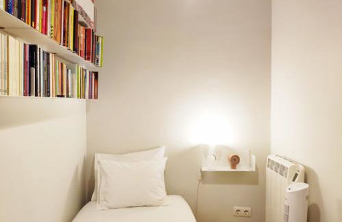 E36 - AC & Parking - Bright & Spacious Apartment - Foto 27