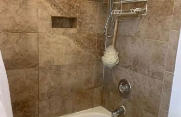 5BR Retreat Nature and Access Laurel MD - Foto 13