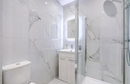 Modern 1 Bedroom Apartment Town Centre Camberley - Foto 51