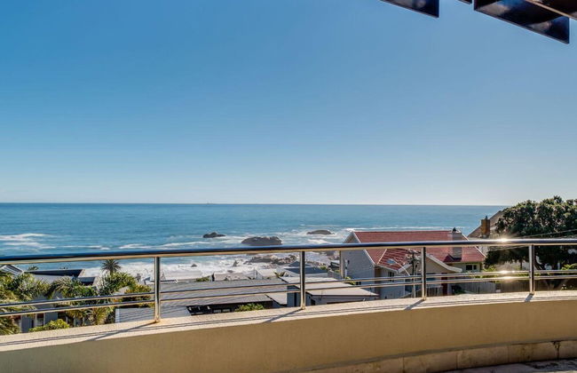 Multi-level Family Villa w Private Pool Views Lions Crest - Foto 57