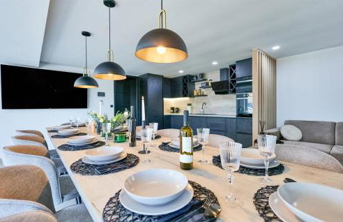 6 Bedroom Stunning Home In Podgrade - Foto 3