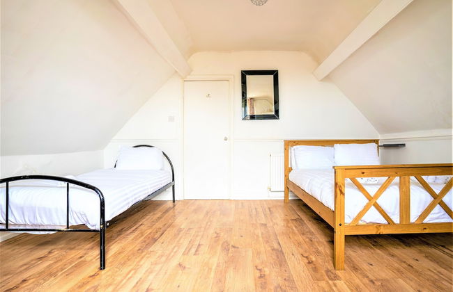 Travellers Stays In The Heart Of Orrell Park - Foto 3