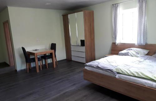 Schoppenstube May - Foto 4