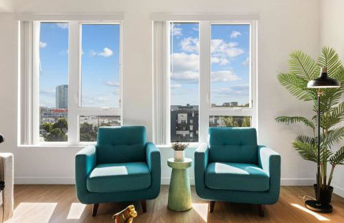 Chic and Cozy Home, Walk to Little Tokyo with Parking - Foto 26