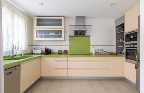 Beach house in 1st sea line of Son Serra - Foto 8