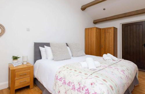 Rural Cottage Accommodation for 14 - Photo 33