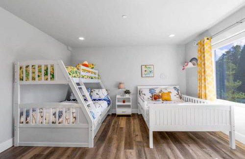 Modern Fortress w with 4 Decks AC in all rooms Gym - Foto 37