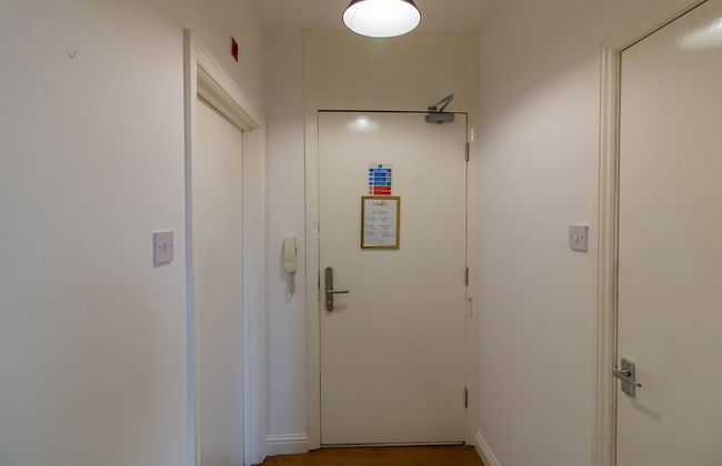 Beautiful 1-bed Apartment in Gateshead - Photo 18