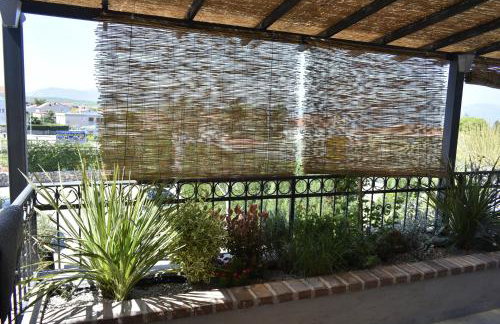 Villa Ca'Pietra, rustic stone house - Foto 48