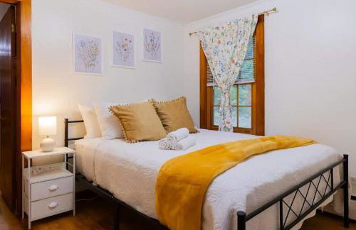 Naples Village Retreat - Heart of the Lakes Region - Foto 9