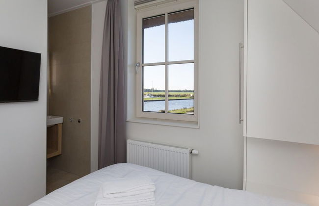 Luxury Villa With Sauna and Jacuzzi at the Lake - Foto 23