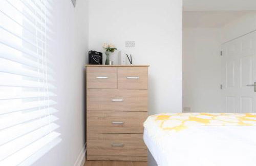 Riverside Rendezvous 1 bedroom Near Airport and City Centre SF - Foto 17