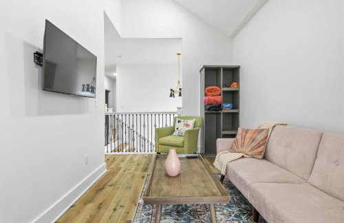 Near Indy Attractions • Deck • Patio • Fenced Yard - Photo 5