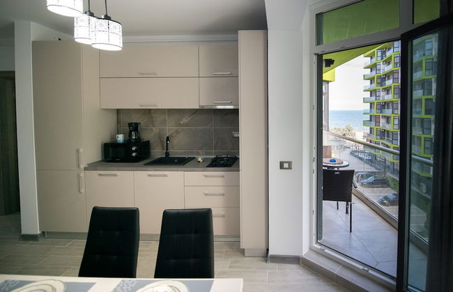 Mamaia Alezzi - Photo 40