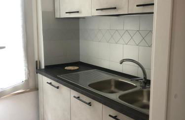 Shell House, Casa con ampio giardino a 100m dal mare - Photo 26