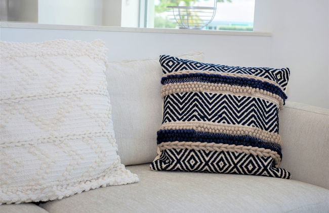 Cayman Luxury Rentals at One Canal Point - Foto 28