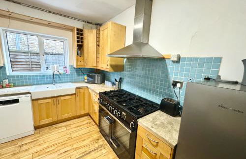 Detached 4Beds - Windsor Heathrow & London Access - Foto 11