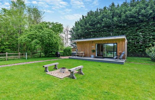 Luxury Silver Birch Lodge: Hot Tub/BBQ/Fire Pit - Foto 50