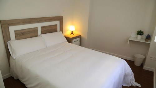 Apartamentos Turísticos Puente Romano P2 2-A - Foto 2