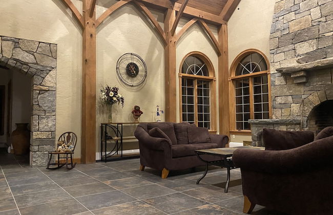 Chestnuthill Countryside Manor - Photo 13